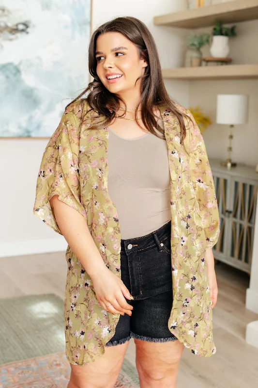 Fashion Style Go Anywhere Floral Kimono